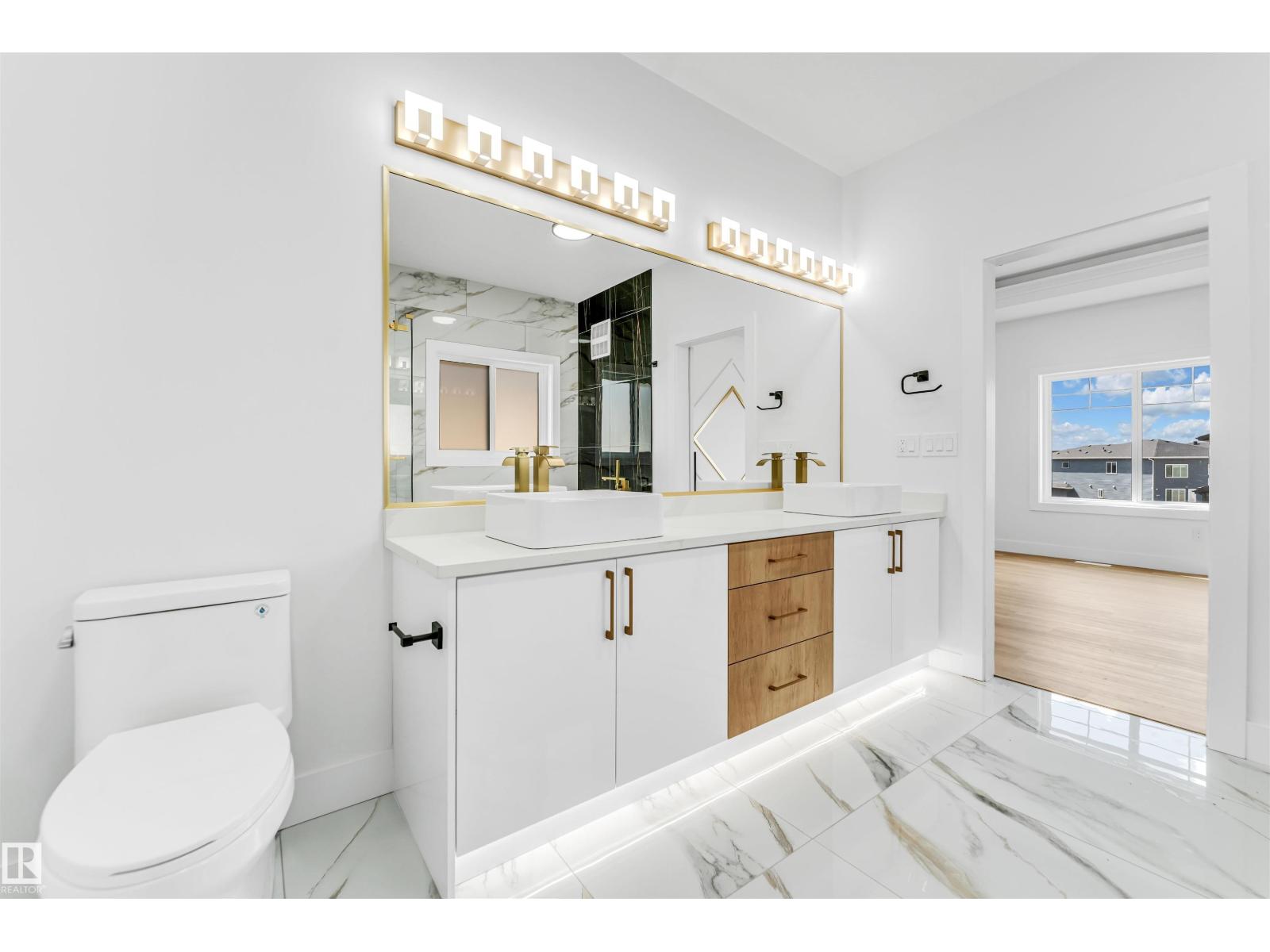 451 crystal creek LI, Leduc