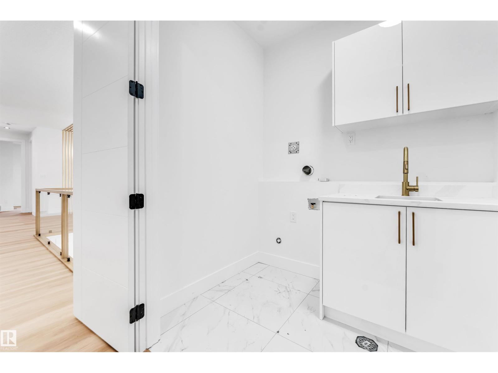 451 crystal creek LI, Leduc