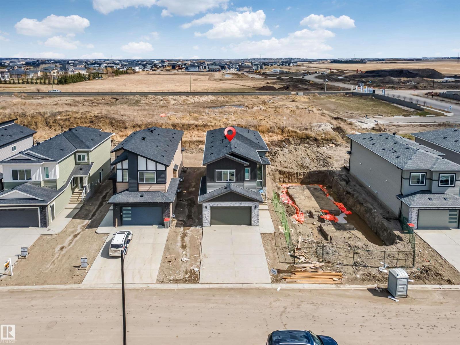 451 crystal creek LI, Leduc