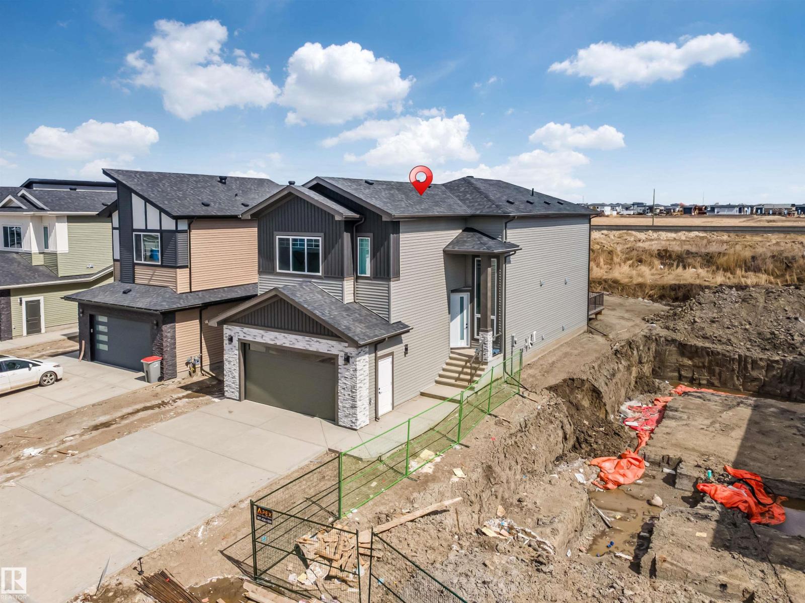 451 crystal creek LI, Leduc