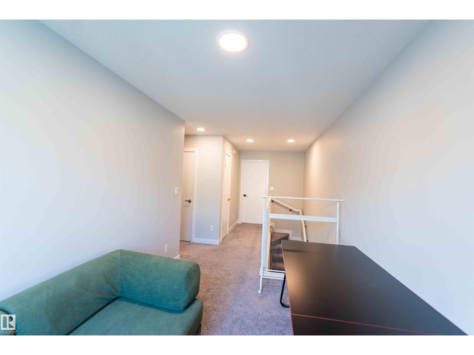 ##21 1729 KEENE CR SW, Edmonton