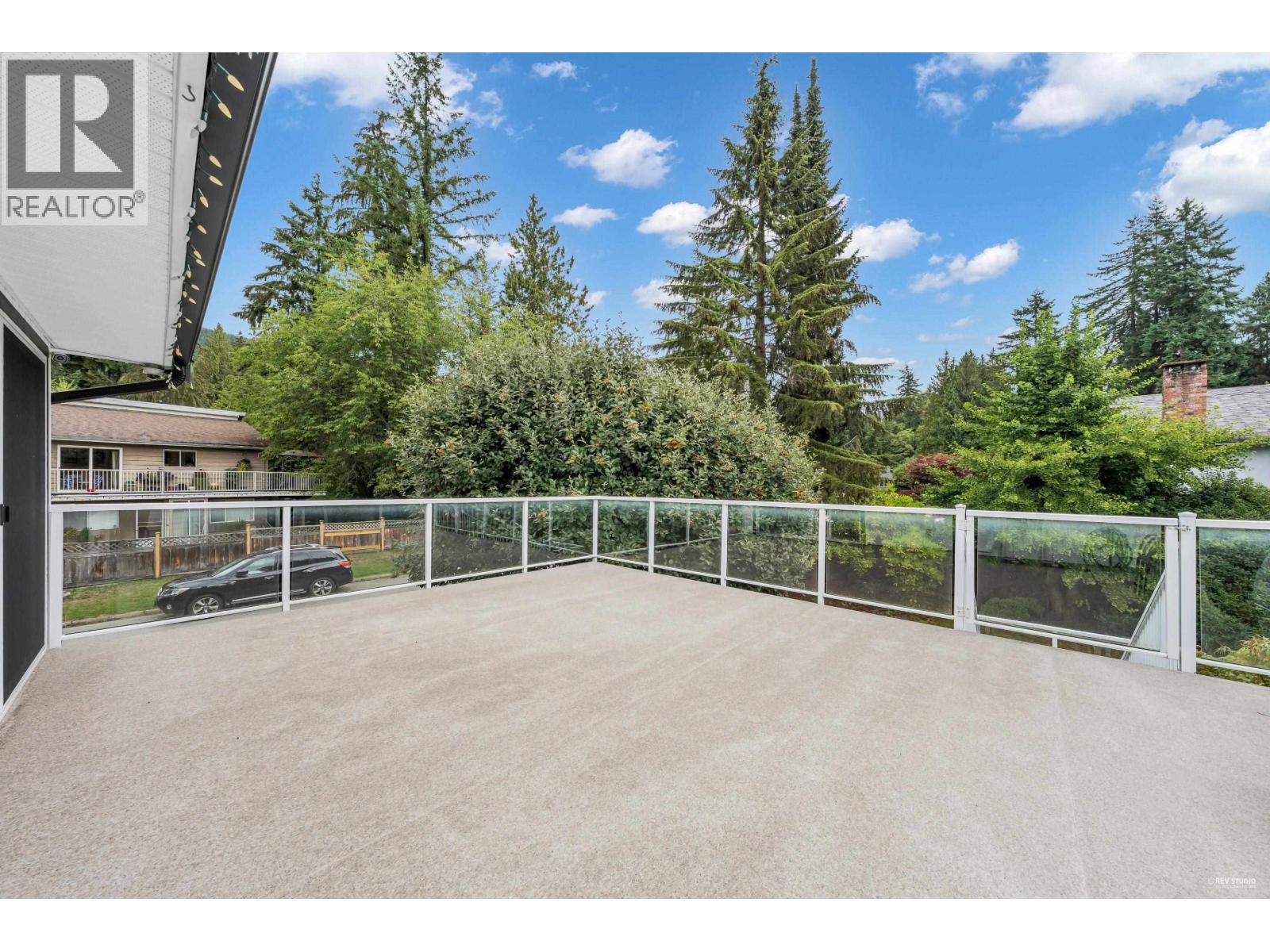 3566 REGENT AVENUE, North Vancouver