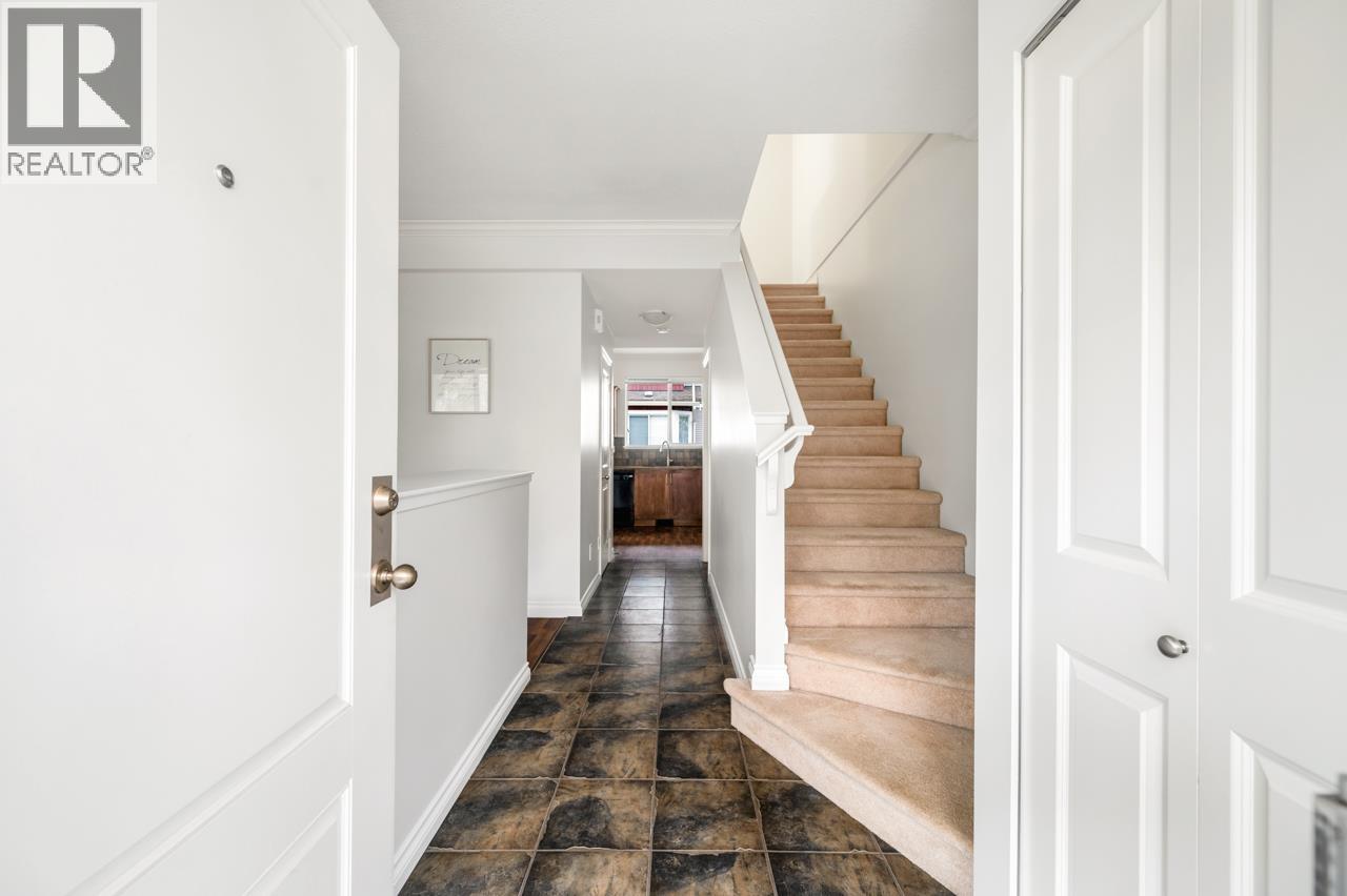 4 5999 ANDREWS ROAD, Richmond