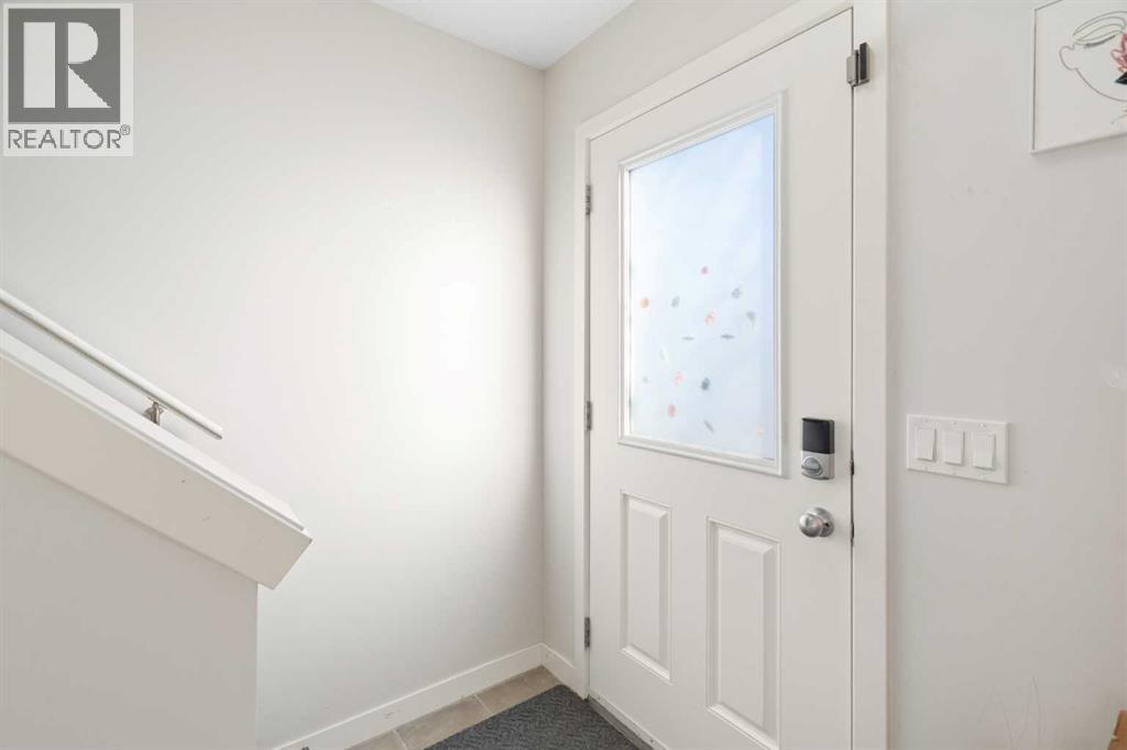 250 Fireside View, Cochrane