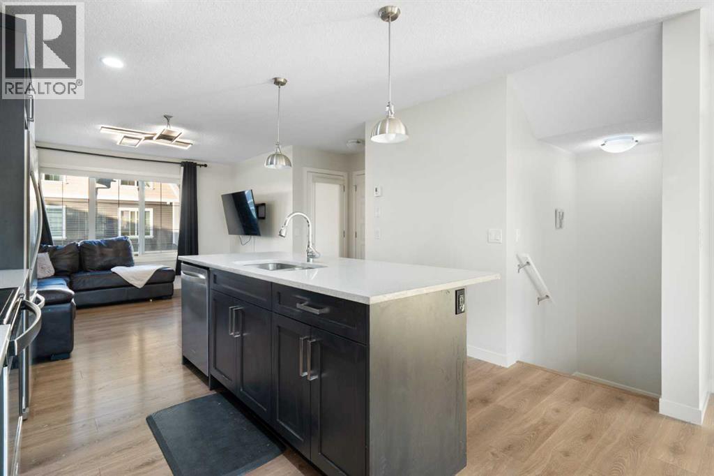 250 Fireside View, Cochrane