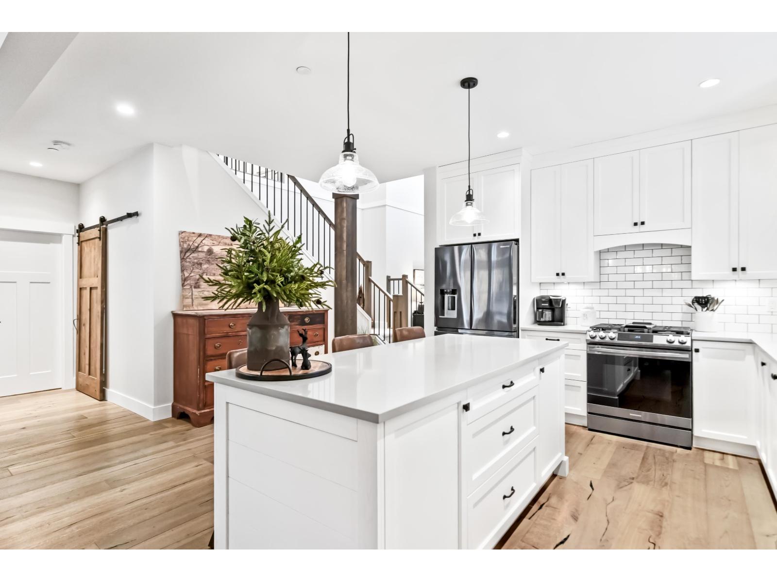 43360 CREEKSIDE CIRCLE, Cultus Lake South, Cultus Lake