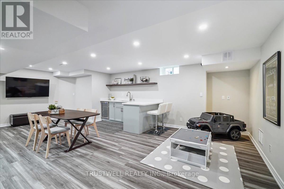 Single Family House for Sale in  MCCOMBE LANE Vaughan (Patterson) 