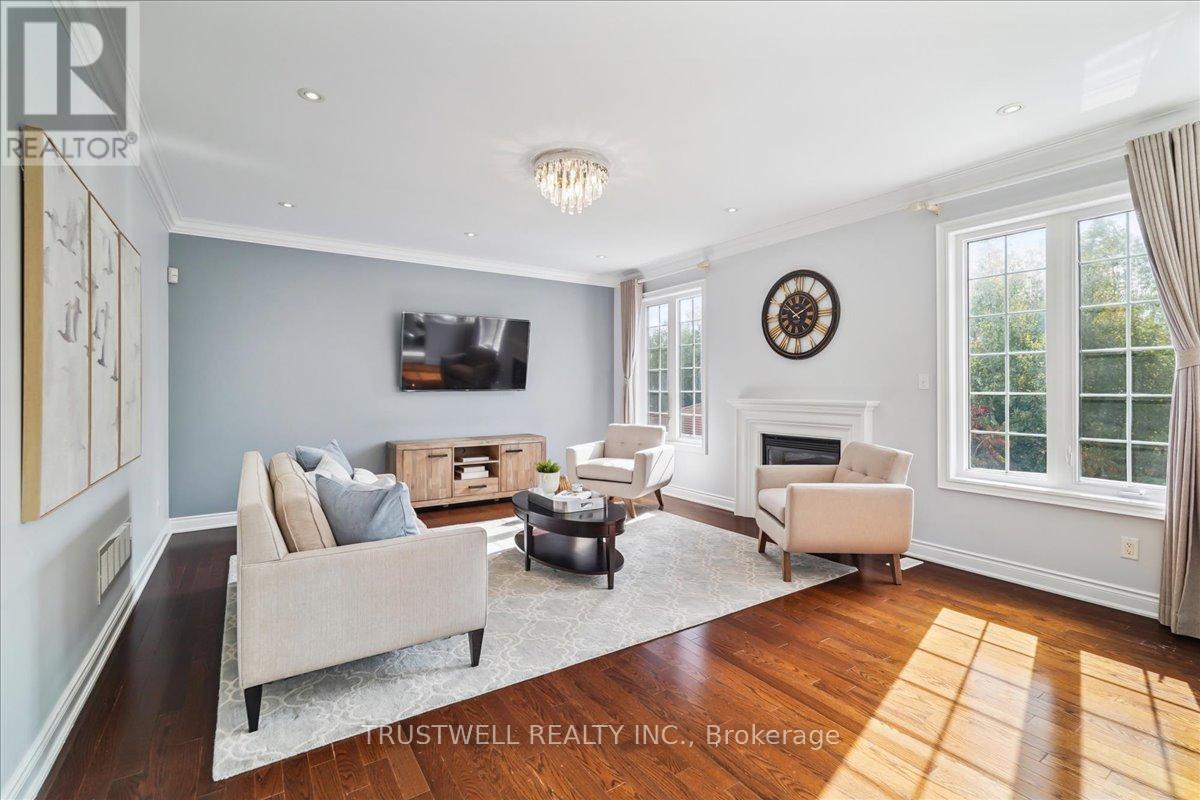 Single Family House for Sale in  MCCOMBE LANE Vaughan (Patterson) 