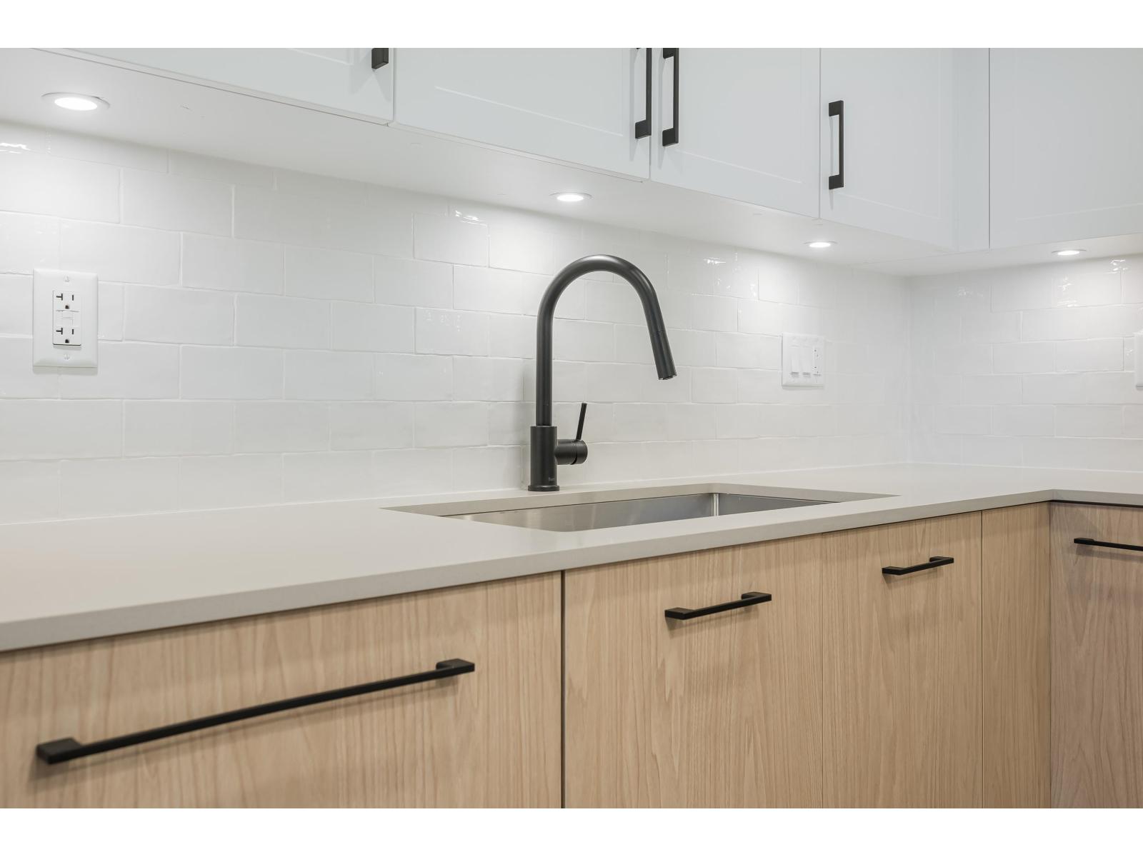 213 27215 ALDERGROVE TOWN CENTER DRIVE, Langley