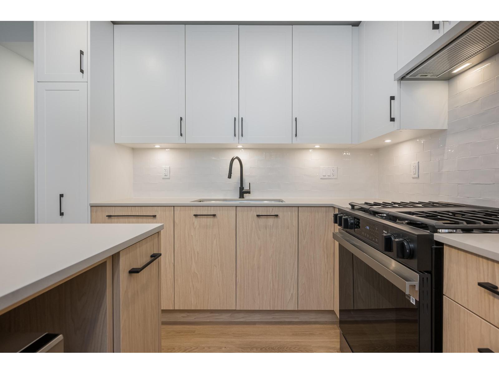 213 27215 ALDERGROVE TOWN CENTER DRIVE, Langley