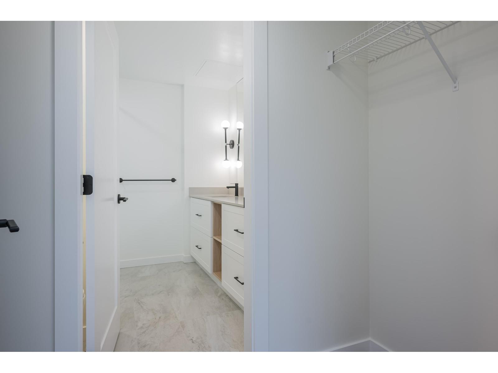 213 27215 ALDERGROVE TOWN CENTER DRIVE, Langley