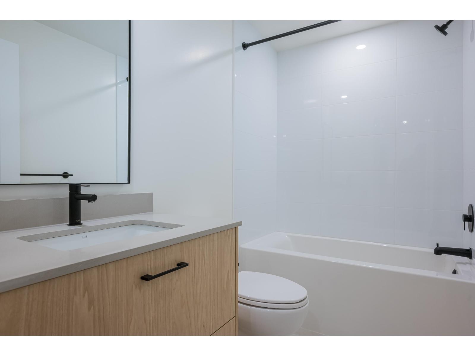 213 27215 ALDERGROVE TOWN CENTER DRIVE, Langley