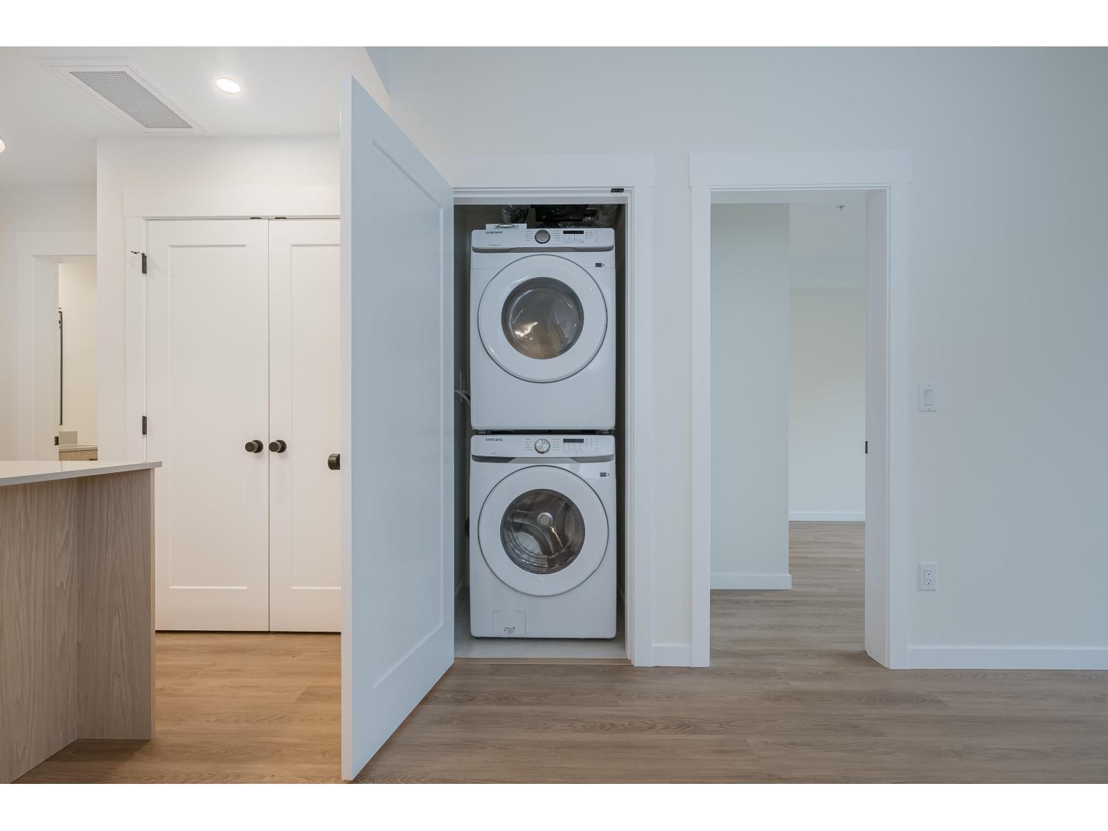 213 27215 ALDERGROVE TOWN CENTER DRIVE, Langley