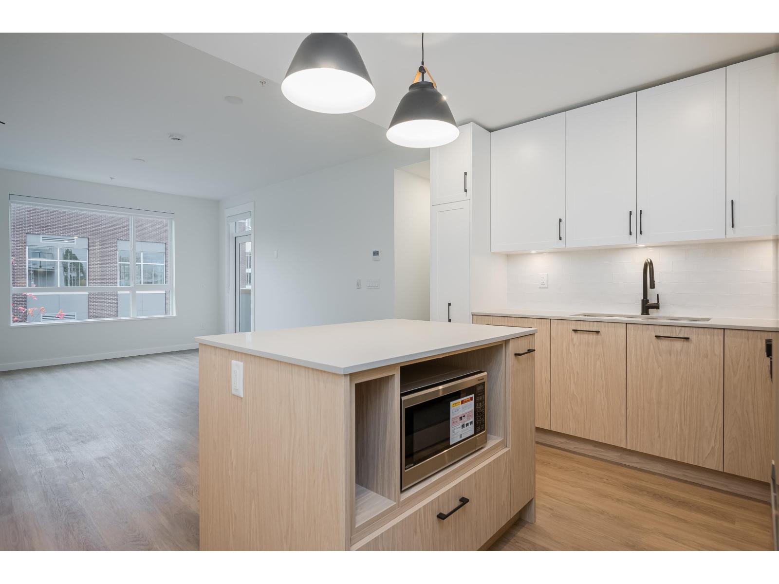 213 27215 ALDERGROVE TOWN CENTER DRIVE, Langley