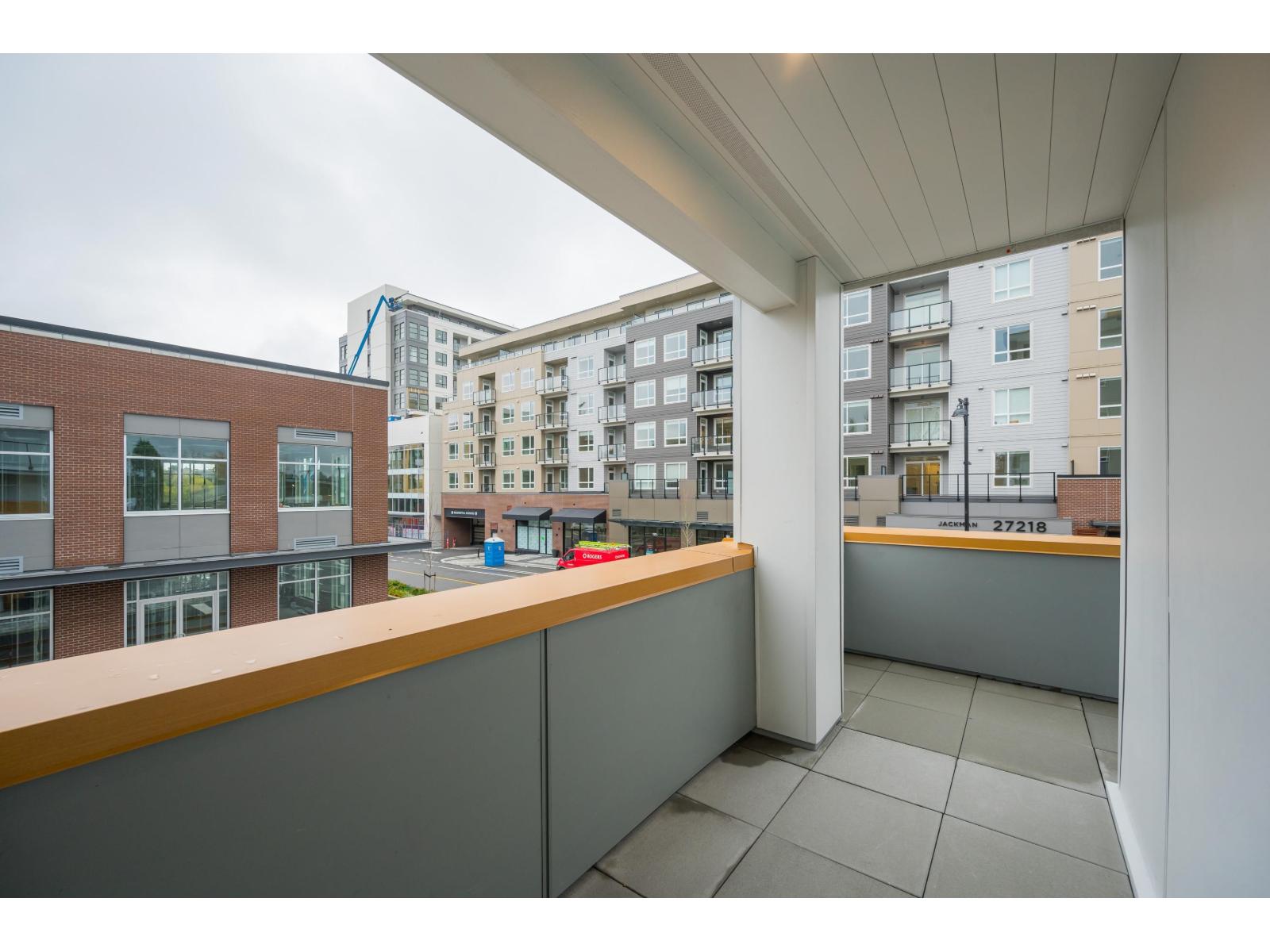 213 27215 ALDERGROVE TOWN CENTER DRIVE, Langley