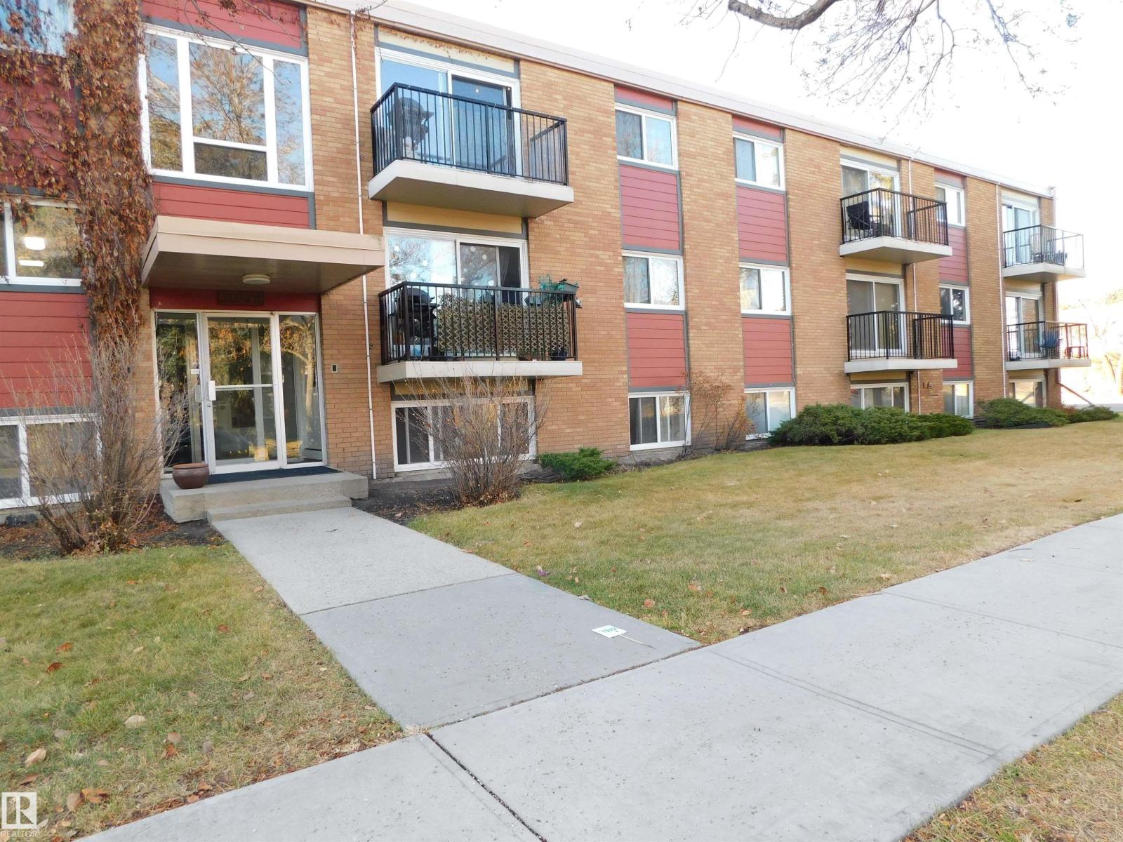 #108 11040 129 ST NW, Edmonton