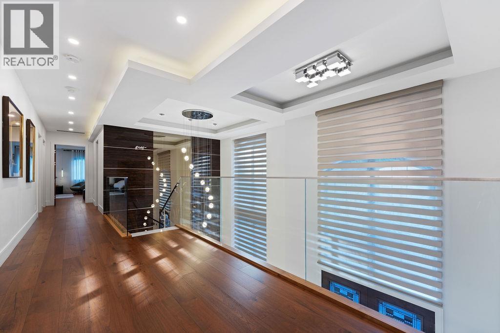 558 GLENROSS ROAD, West Vancouver