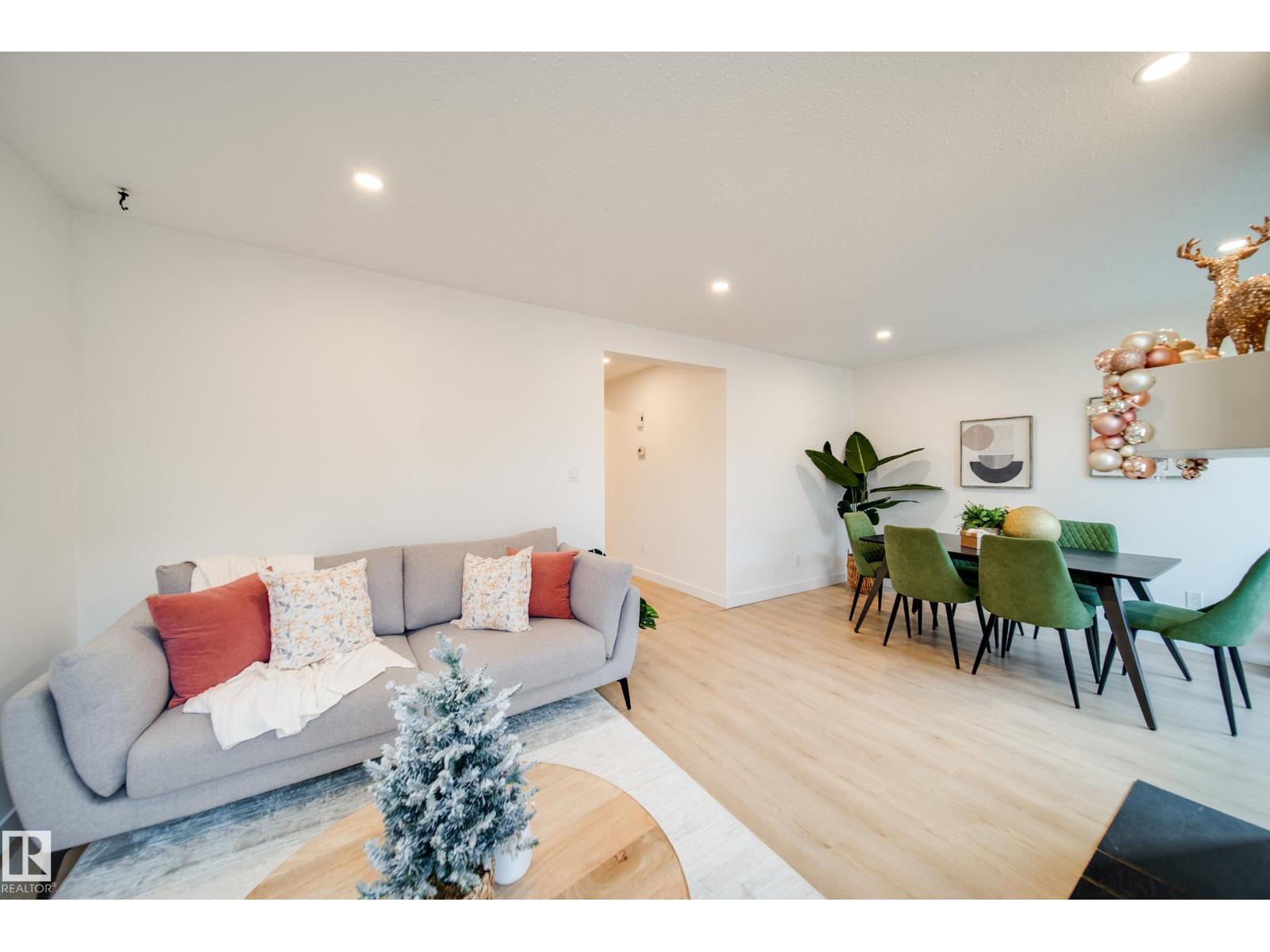 475 DUNLUCE RD NW, Edmonton