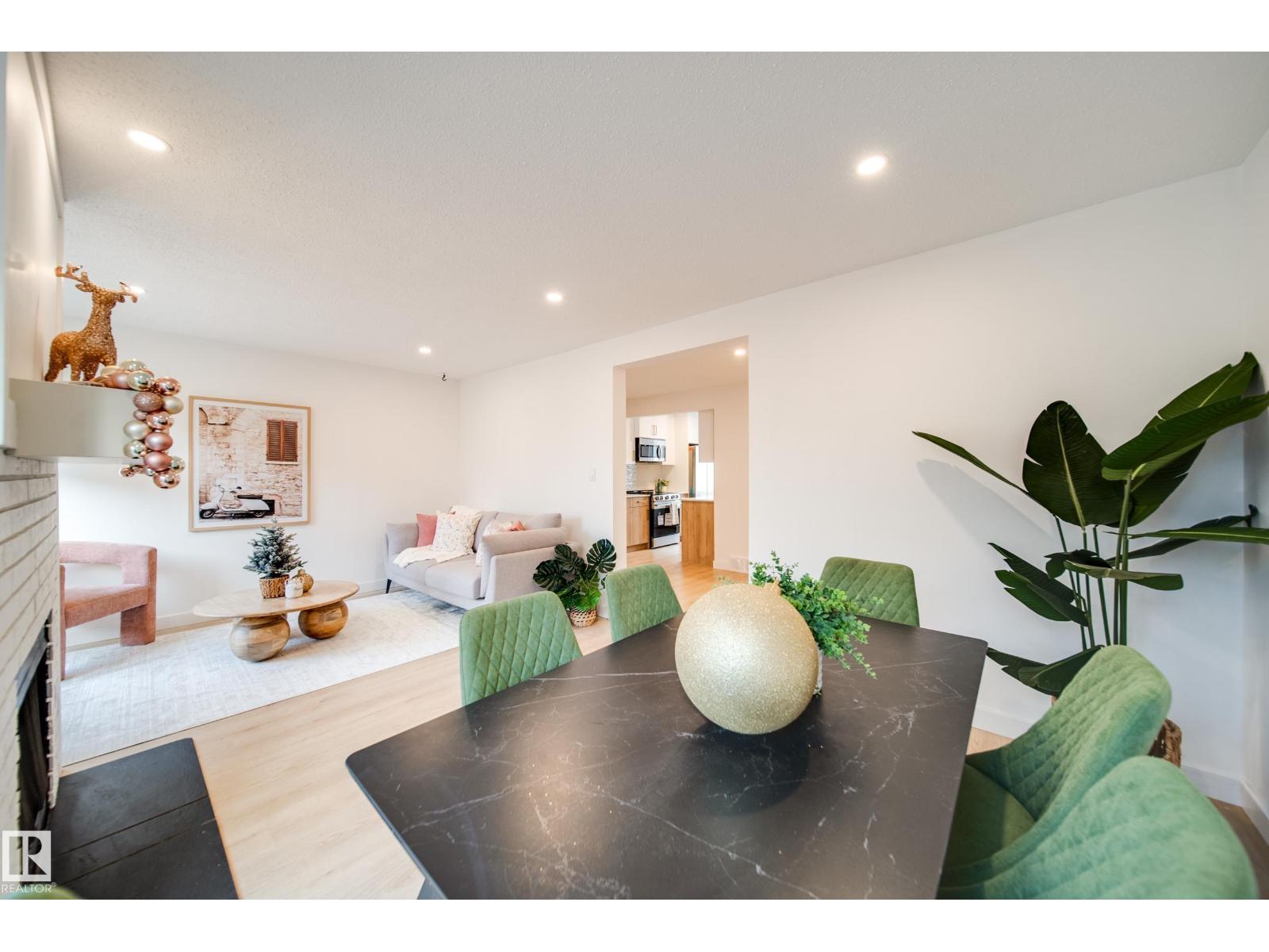 475 DUNLUCE RD NW, Edmonton