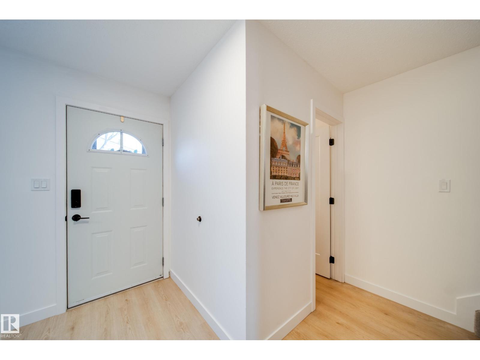 475 DUNLUCE RD NW, Edmonton