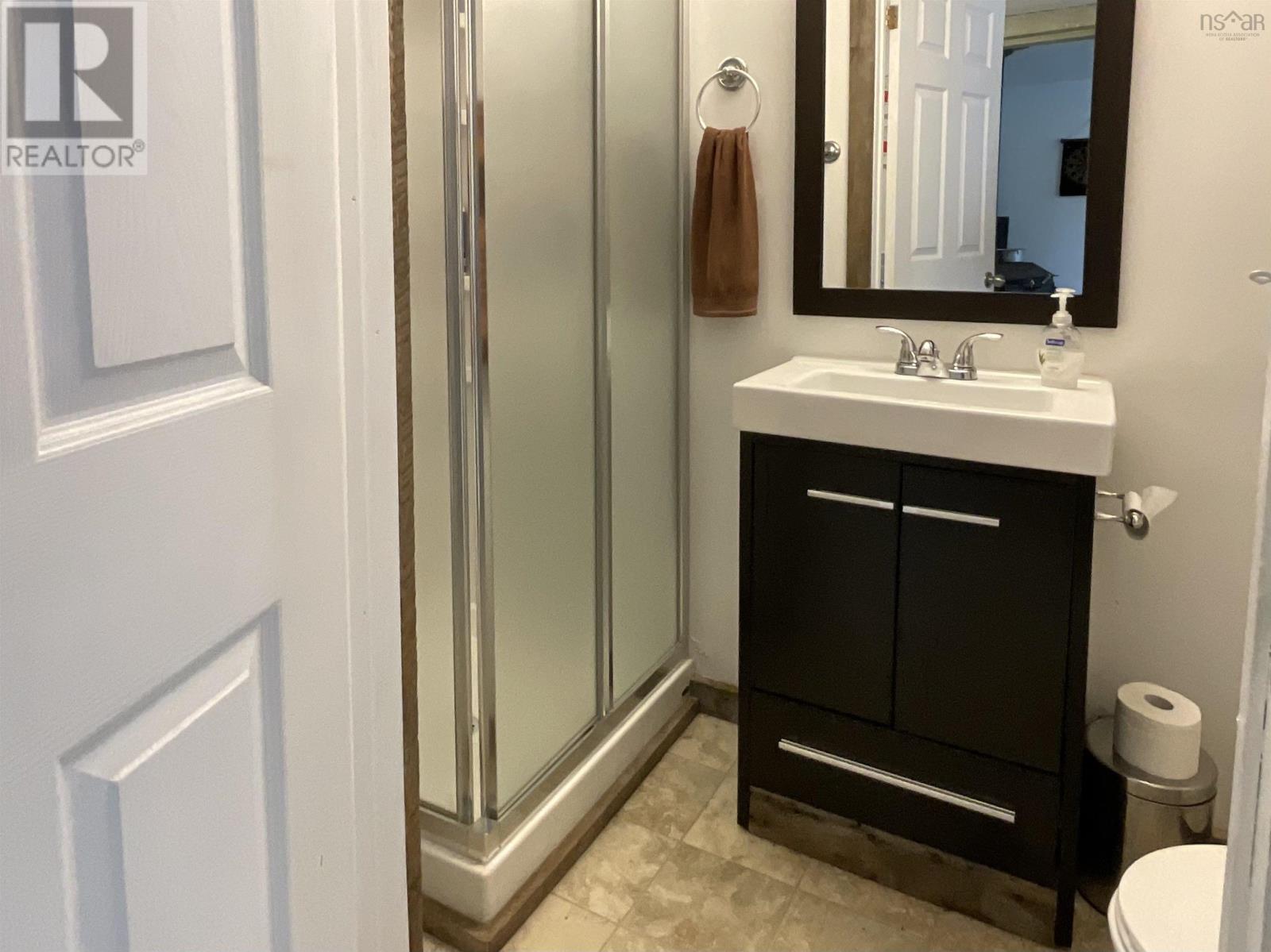 Property 9 of 13 of 70 Gerrior Road