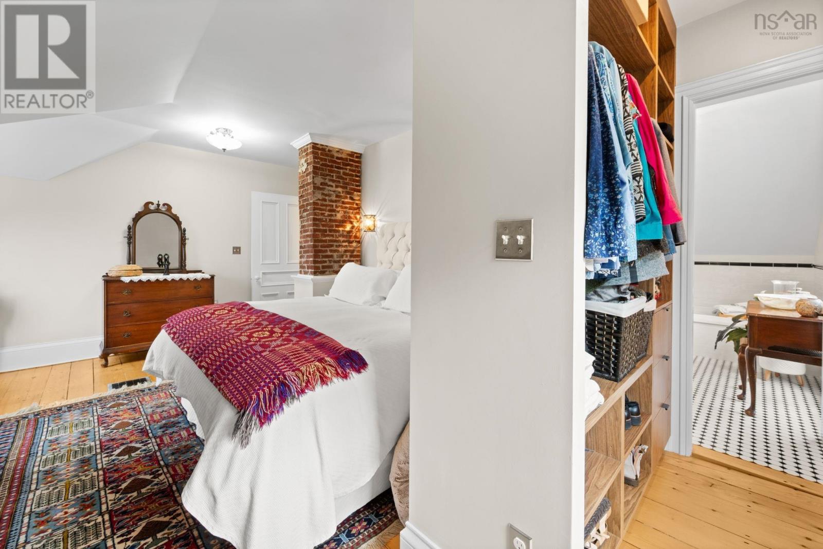 Property 21 of 41 of 129 Town Road