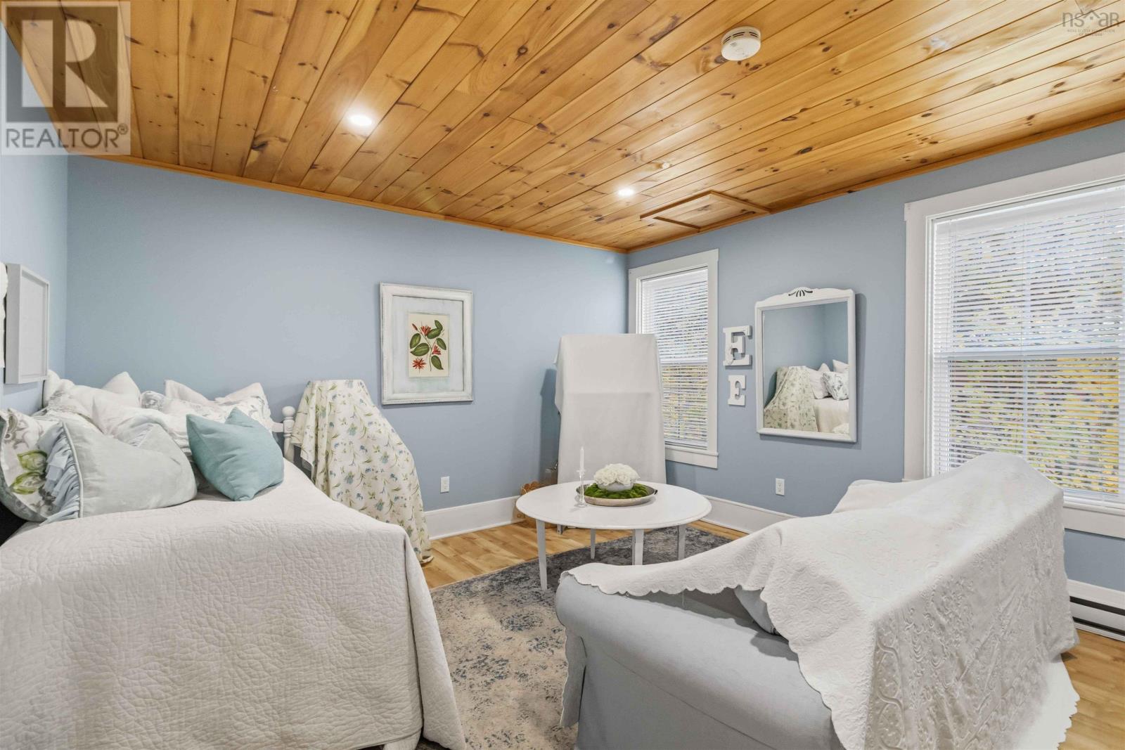 Property 10 of 36 of 499 Main Street