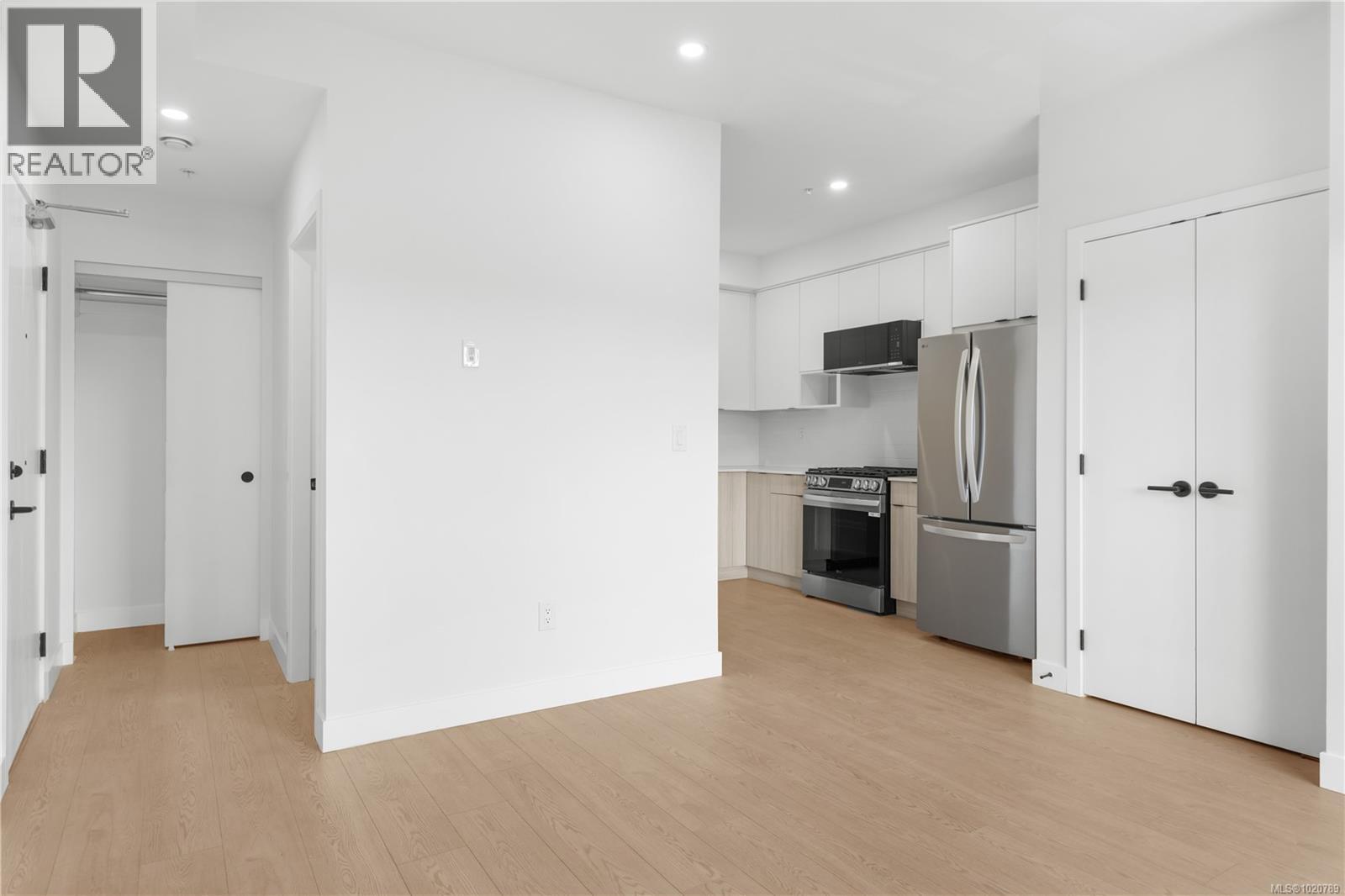 502 2629 Millstream Rd, Langford