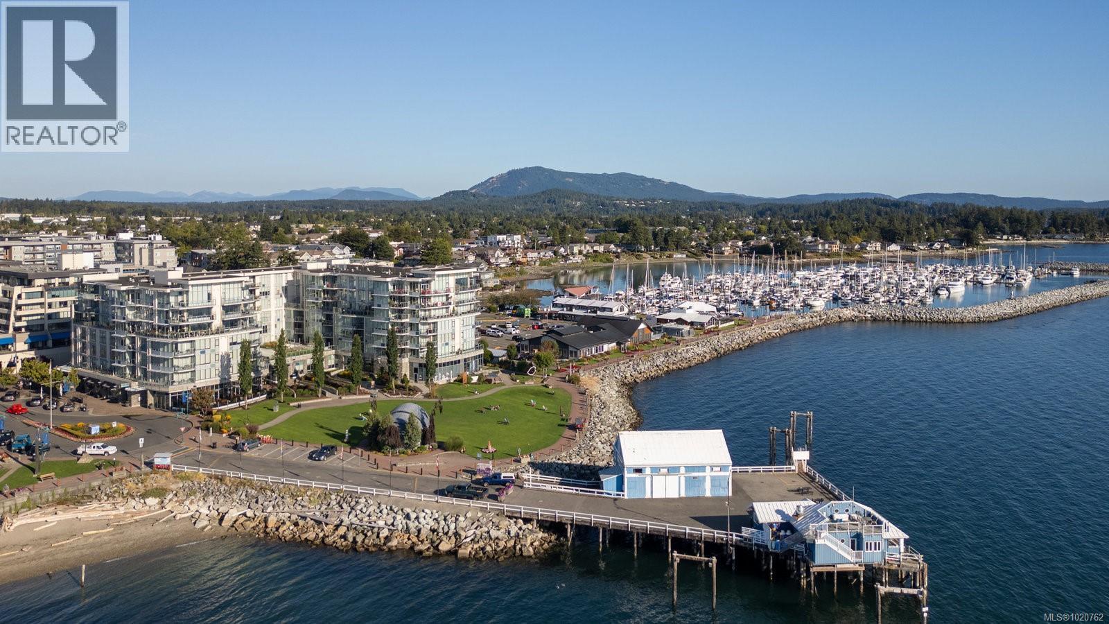 201 9809 Seaport Place, Sidney