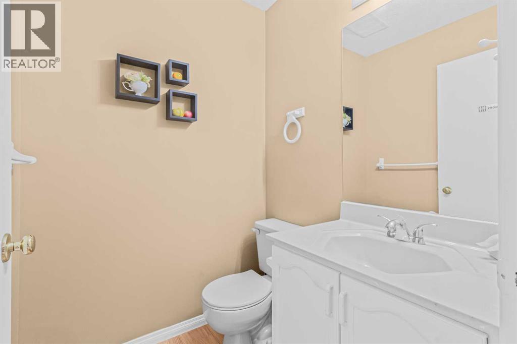 Single Family House for Sale in  Fresno Place NE Monterey Park Calgary 