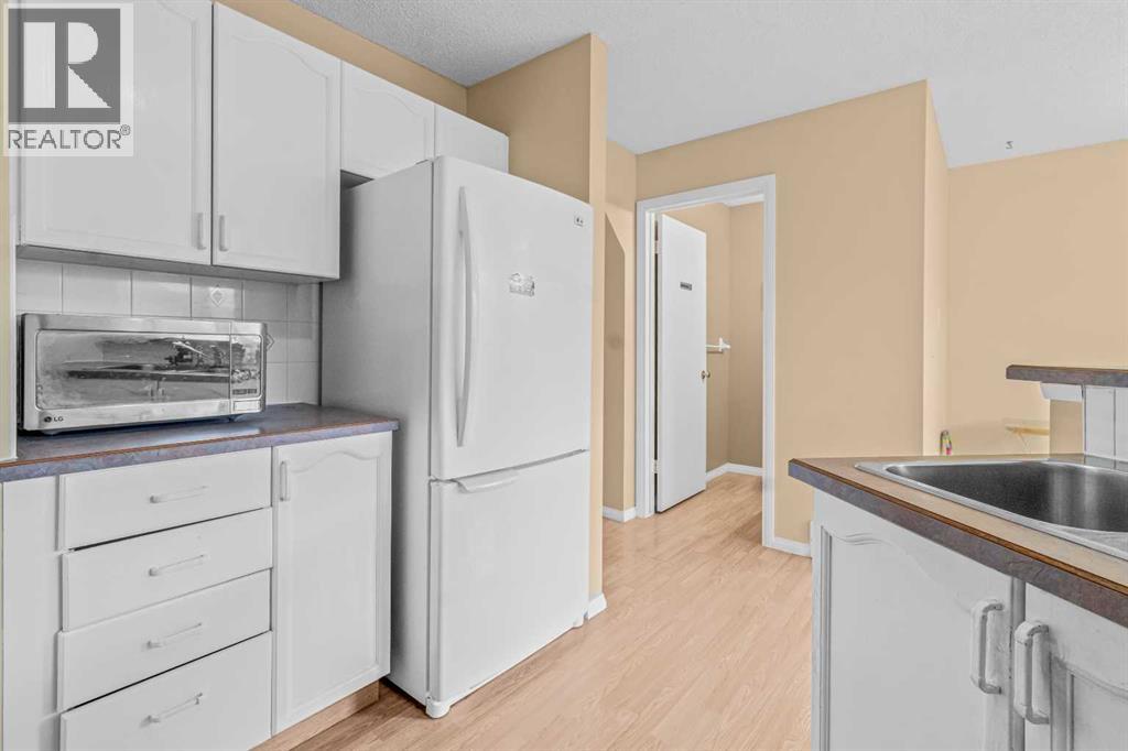 Single Family House for Sale in  Fresno Place NE Monterey Park Calgary 