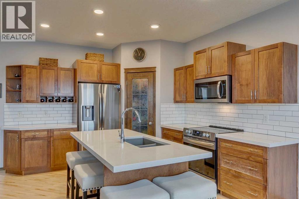 Single Family House for Sale in  Royal Oak Terrace NW Royal Oak Calgary 