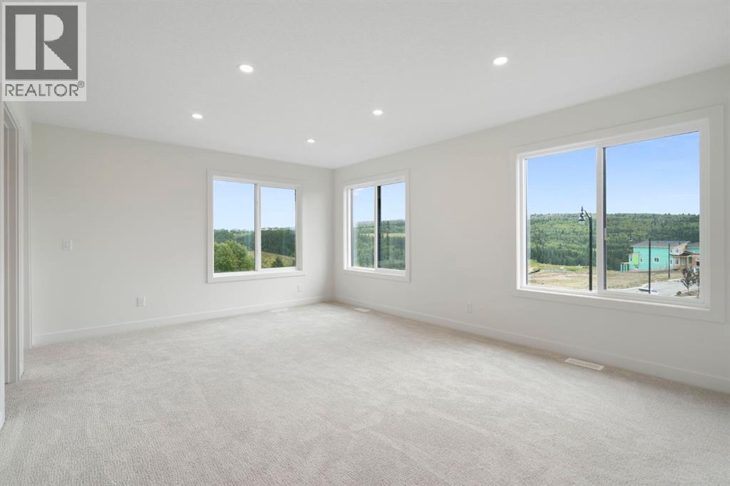 28 Sunvalley View, Cochrane