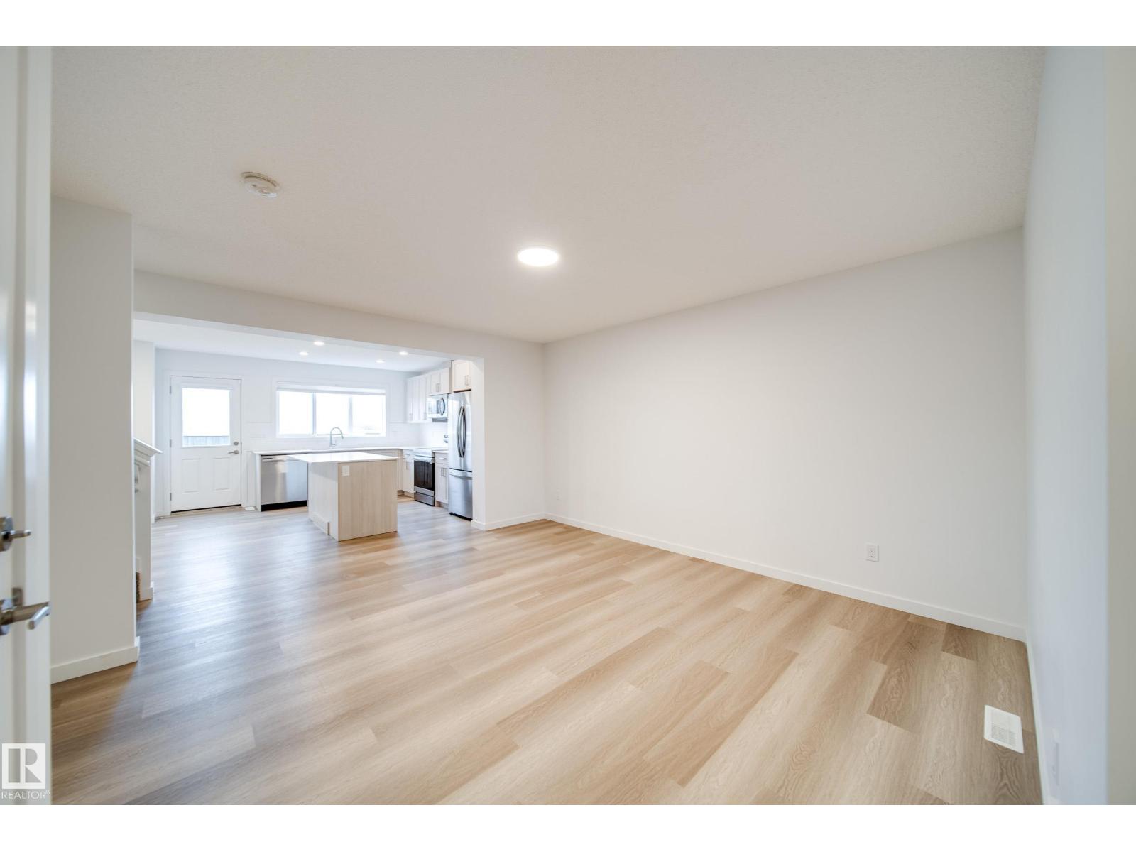 2838 152 AV NW, Edmonton