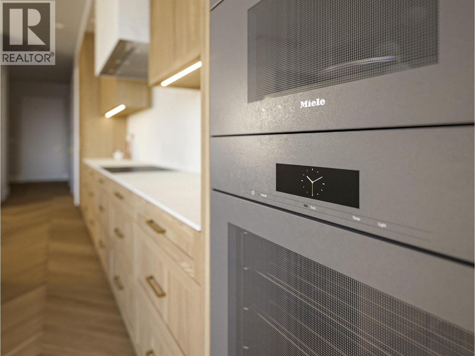 1449 Cabernet Way, West Kelowna