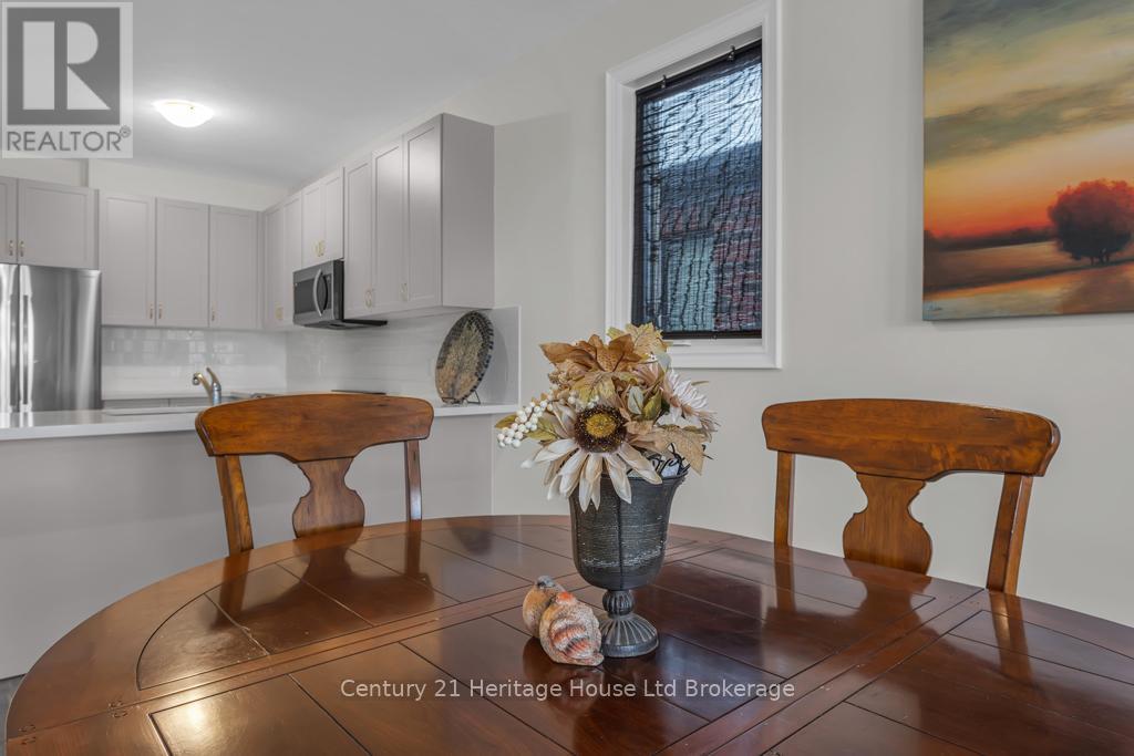 30 SEATON CRESCENT - 11