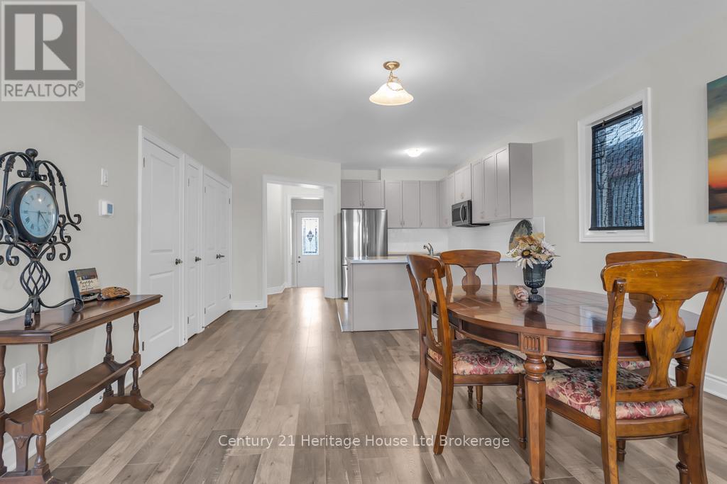 30 SEATON CRESCENT - 12