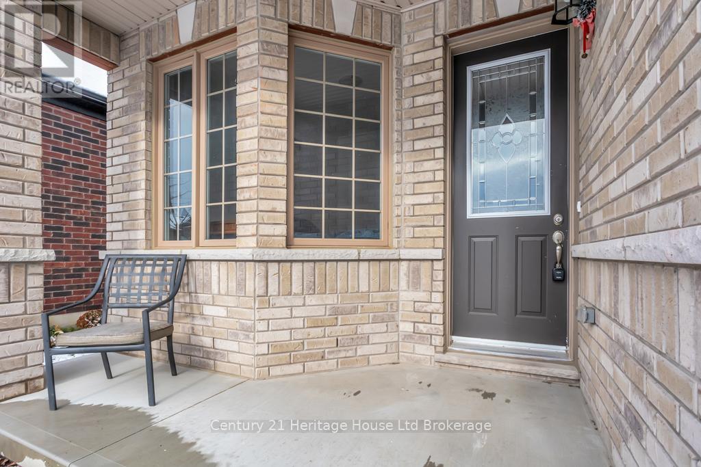 30 SEATON CRESCENT - 2