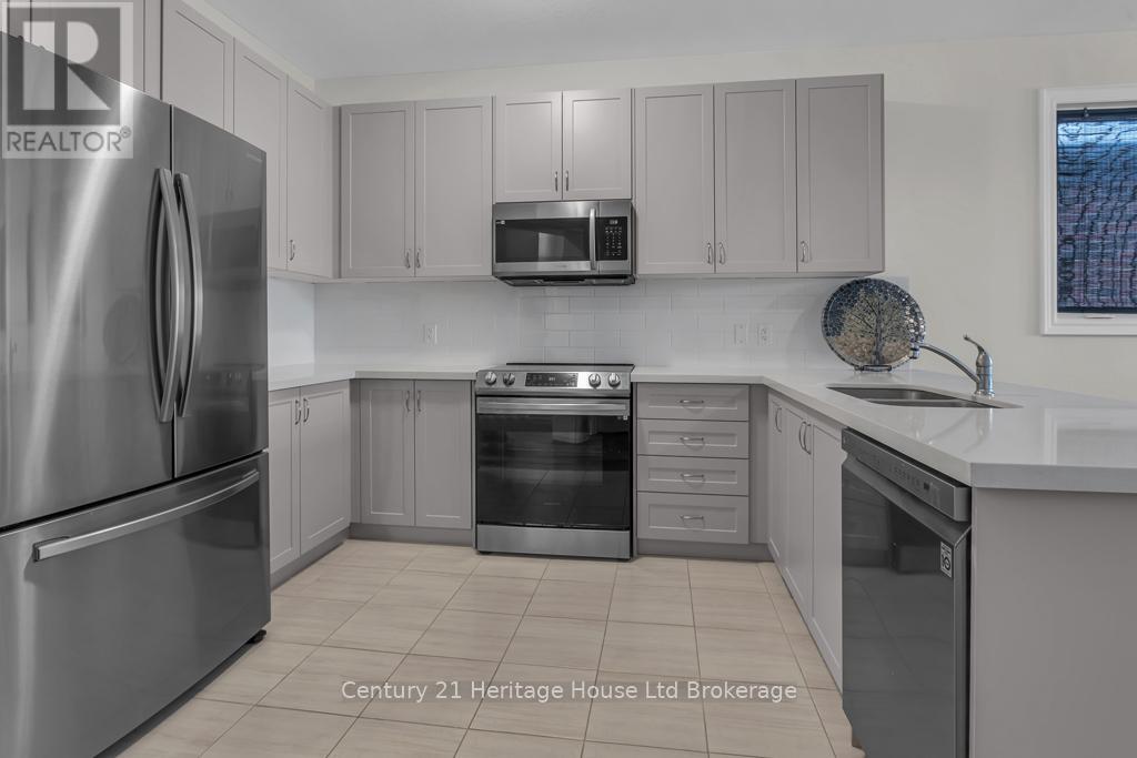 30 SEATON CRESCENT - 8