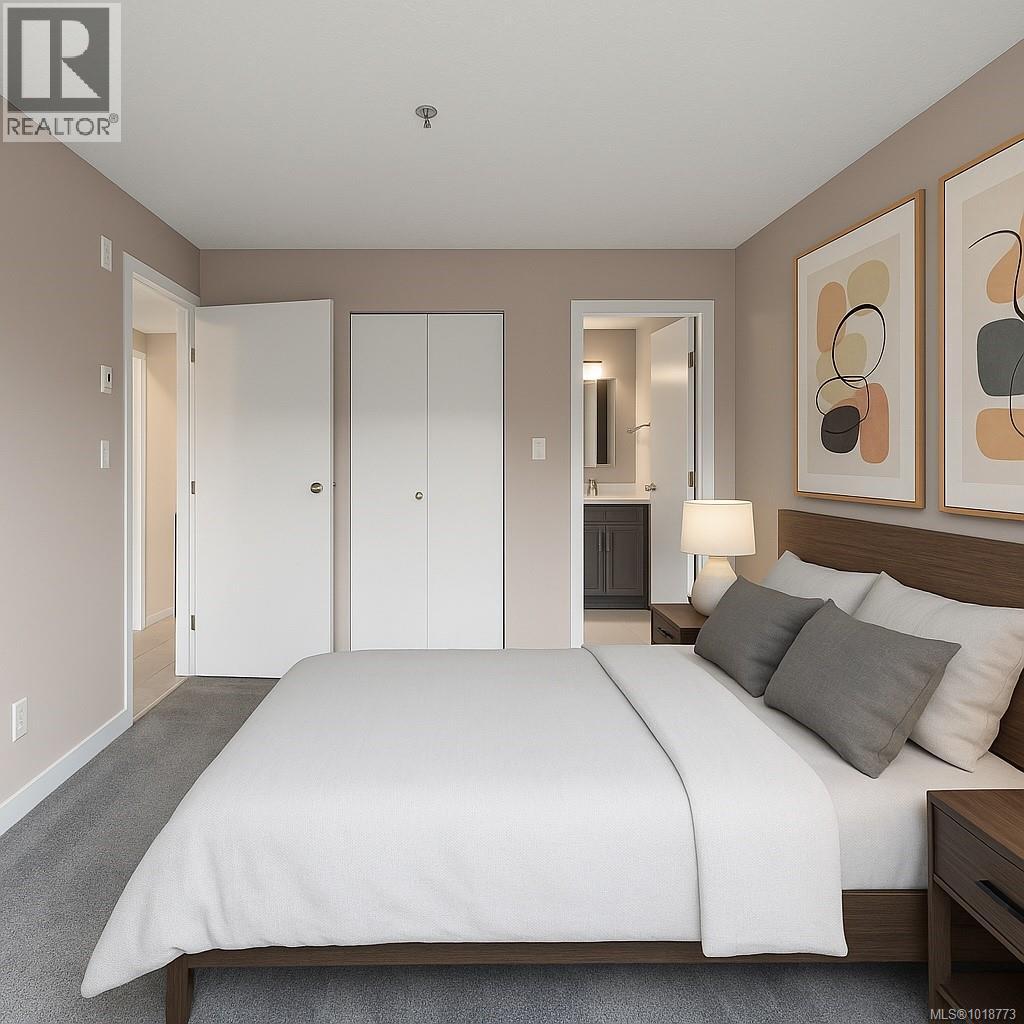 209 3460 Quadra St, Victoria