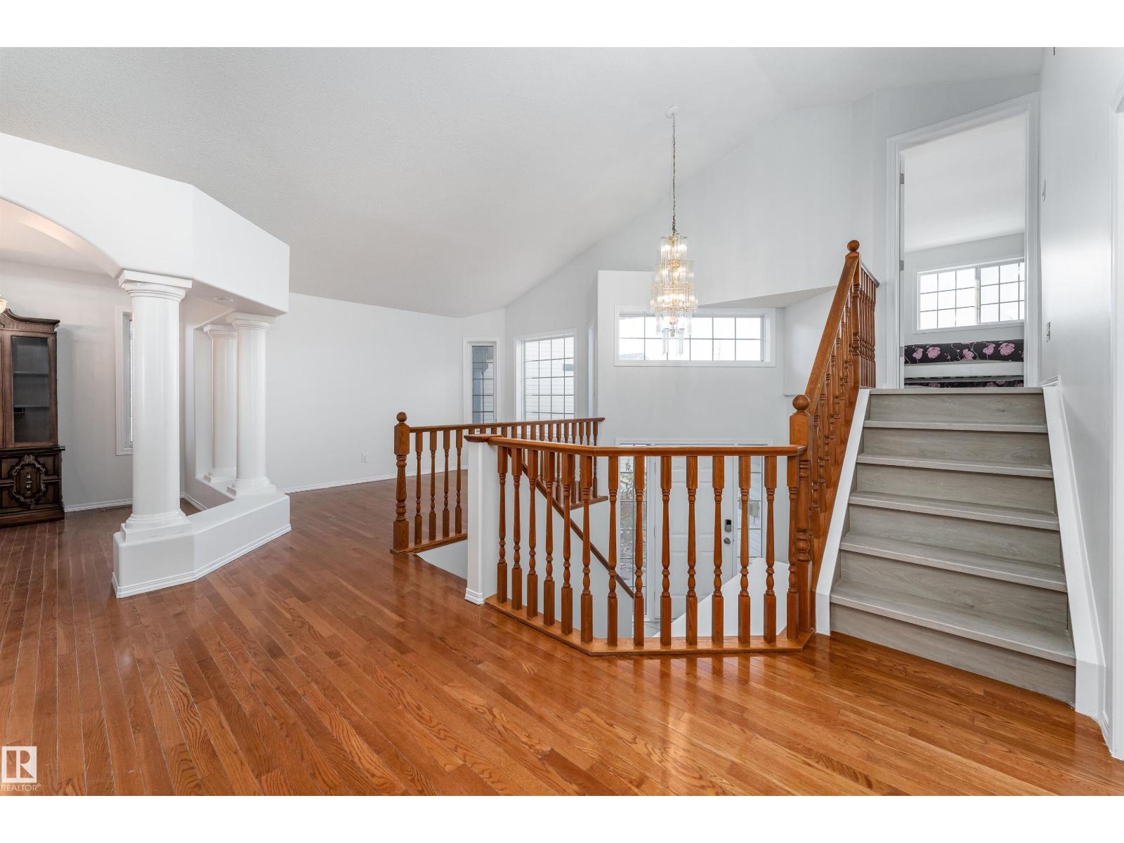 2813 32A ST NW, Edmonton