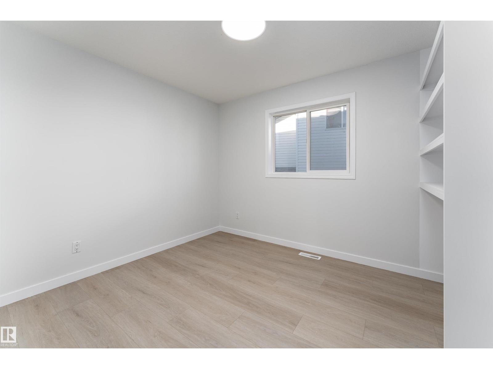 2813 32A ST NW, Edmonton