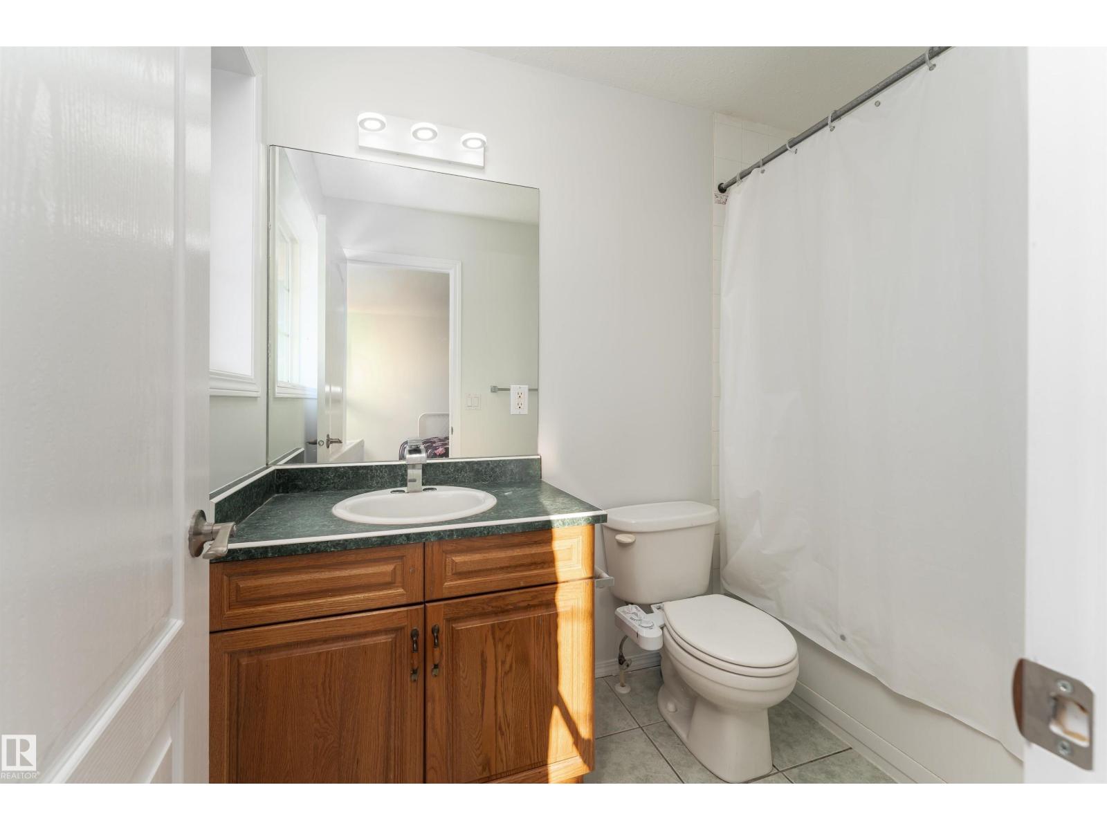 2813 32A ST NW, Edmonton