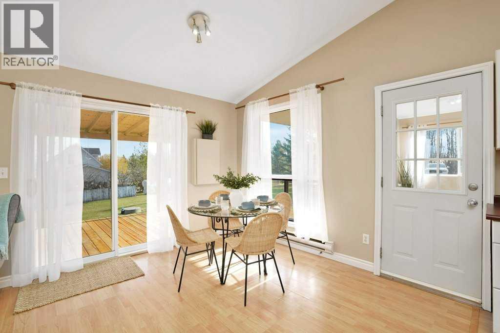 Single Family House Bungalow for Sale in  Sunnyside Drive Sunnyside Rural Ponoka County 