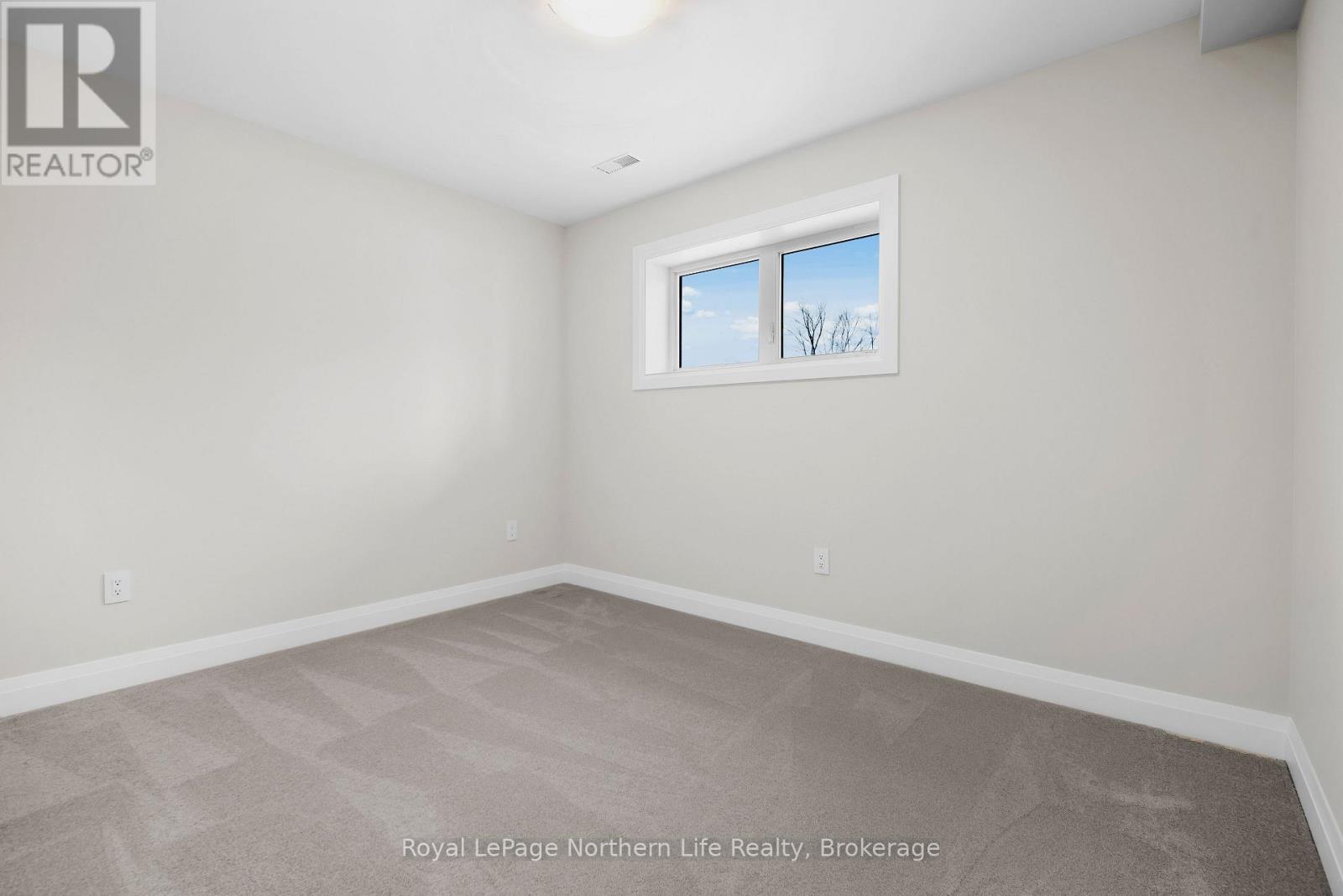 134 ANDREW AVENUE - 41