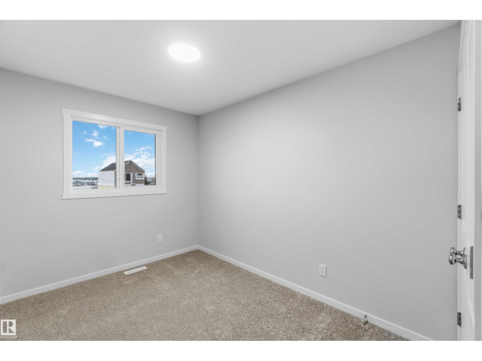 9083 Elves LO NW, Edmonton