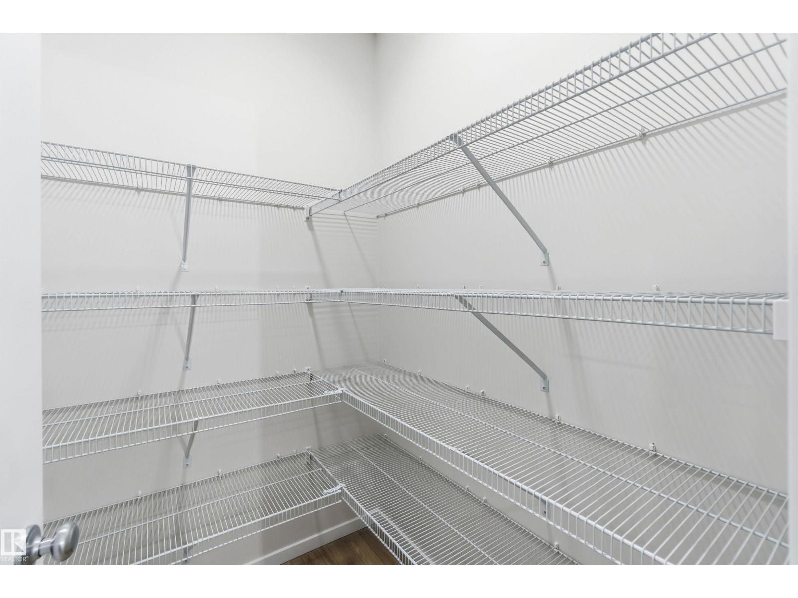 9083 Elves LO NW, Edmonton