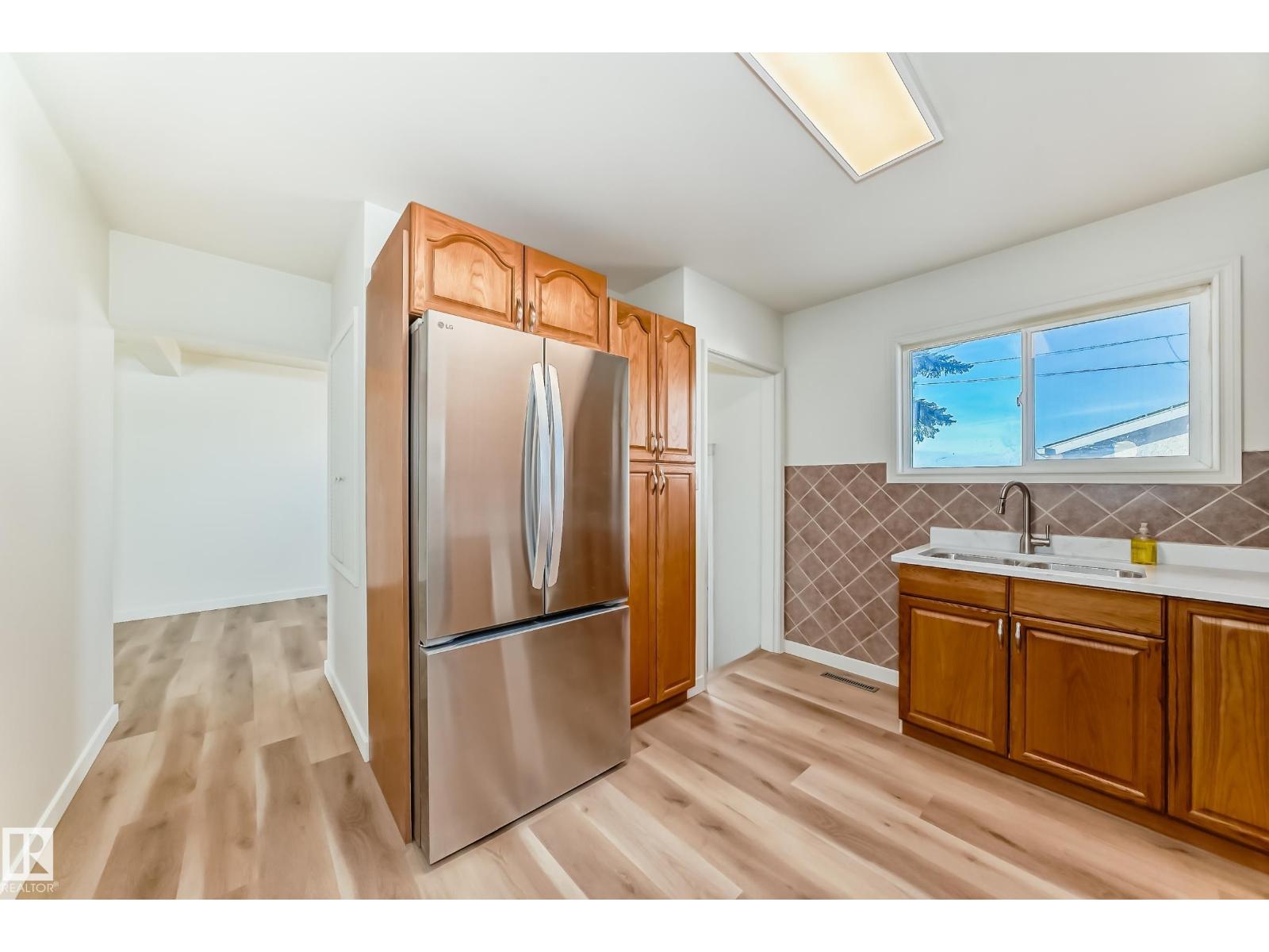 8108 163 ST NW, Edmonton