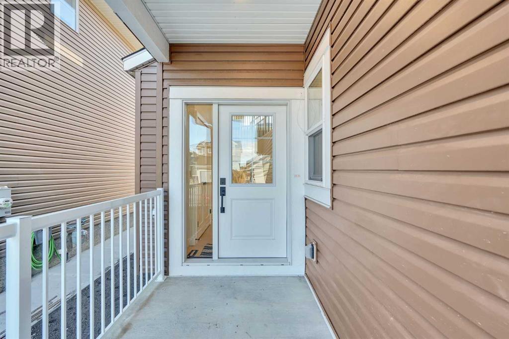 566 Rivercrest View, Cochrane