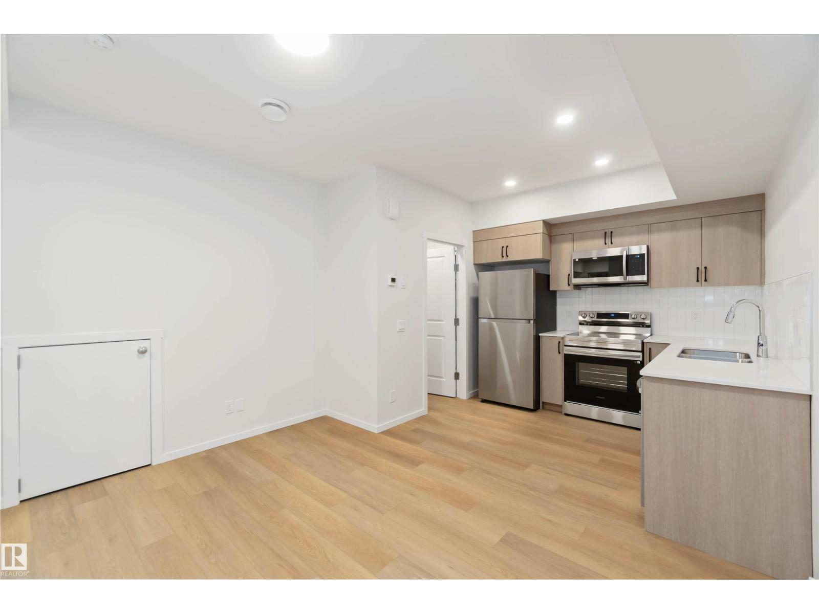 4275 KINGLET DR NW NW, Edmonton